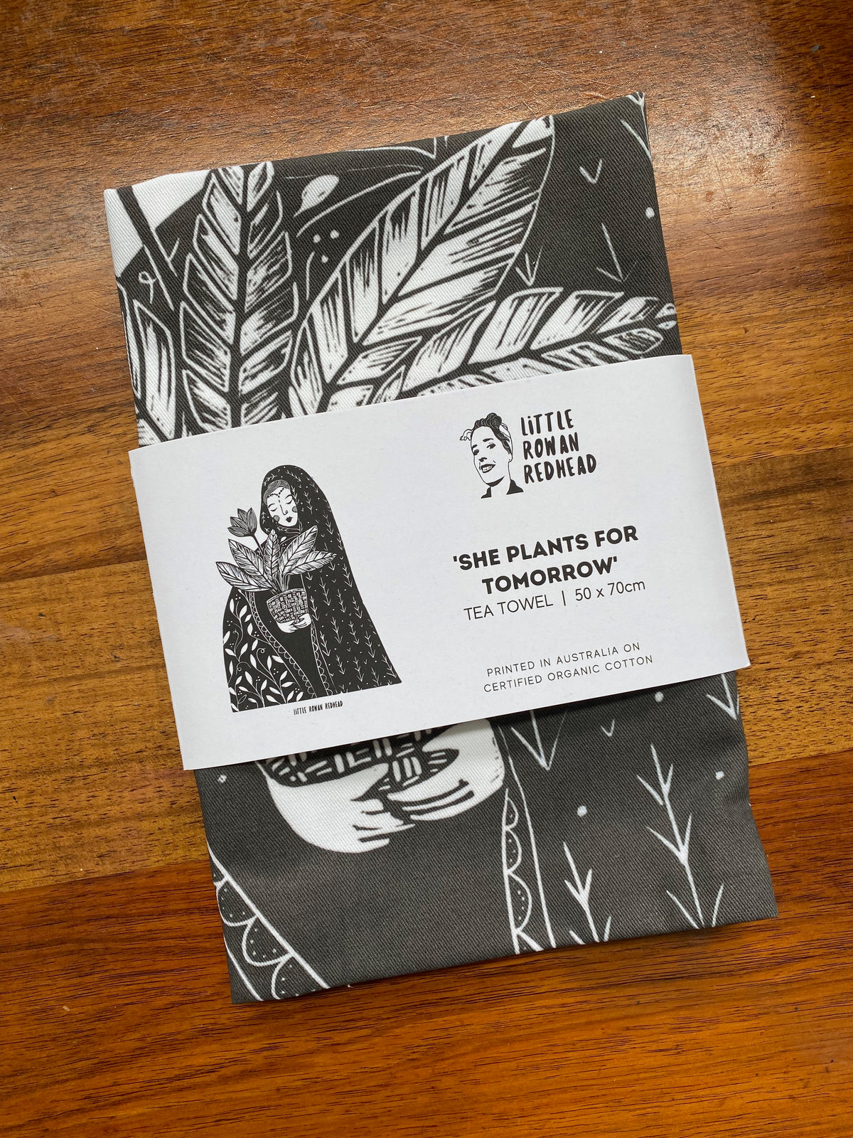 Organic cotton tea towel - She plants for tomorrow